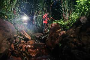 BIB: 
                            <button type="button" onclick="openModal(26415184)" class="btn btn-primary btn-sm float-right btn-popup" data-toggle="modal" data-target=".modal-high-quality">
                        <i class="fas fa-shopping-cart"></i> Add to Cart
                    </button>
                                            <button type="button" onclick="isThisMe(26415184, true)" class="btn btn-success btn-sm float-right btn-popup btn-isme hidden" data-toggle="tooltip" data-placement="bottom" title="นี่คือรูปของคุณใช่ไหม คลิกที่นี่เพื่อเอาเข้าอัลบั้ม">
                        <i class="fas fa-plus"></i> Add to album
                    </button>
                    <button type="button" onclick="isThisMe(26415184, false)" class="btn btn-warning btn-sm float-right btn-popup btn-isnotme hidden">
                        <i class="fas fa-ban"></i> Remove from album
                    </button>